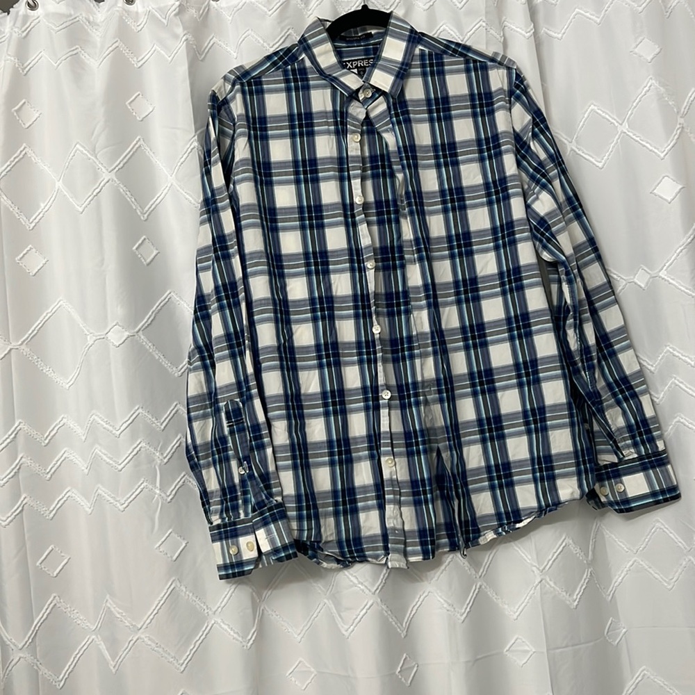 Express Modern Fit Size M Men Top